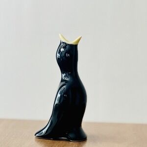 Vintage 4" PIE BIRD Blackbird Pottery Ceramic Vent Funnel Pie Baking Tool